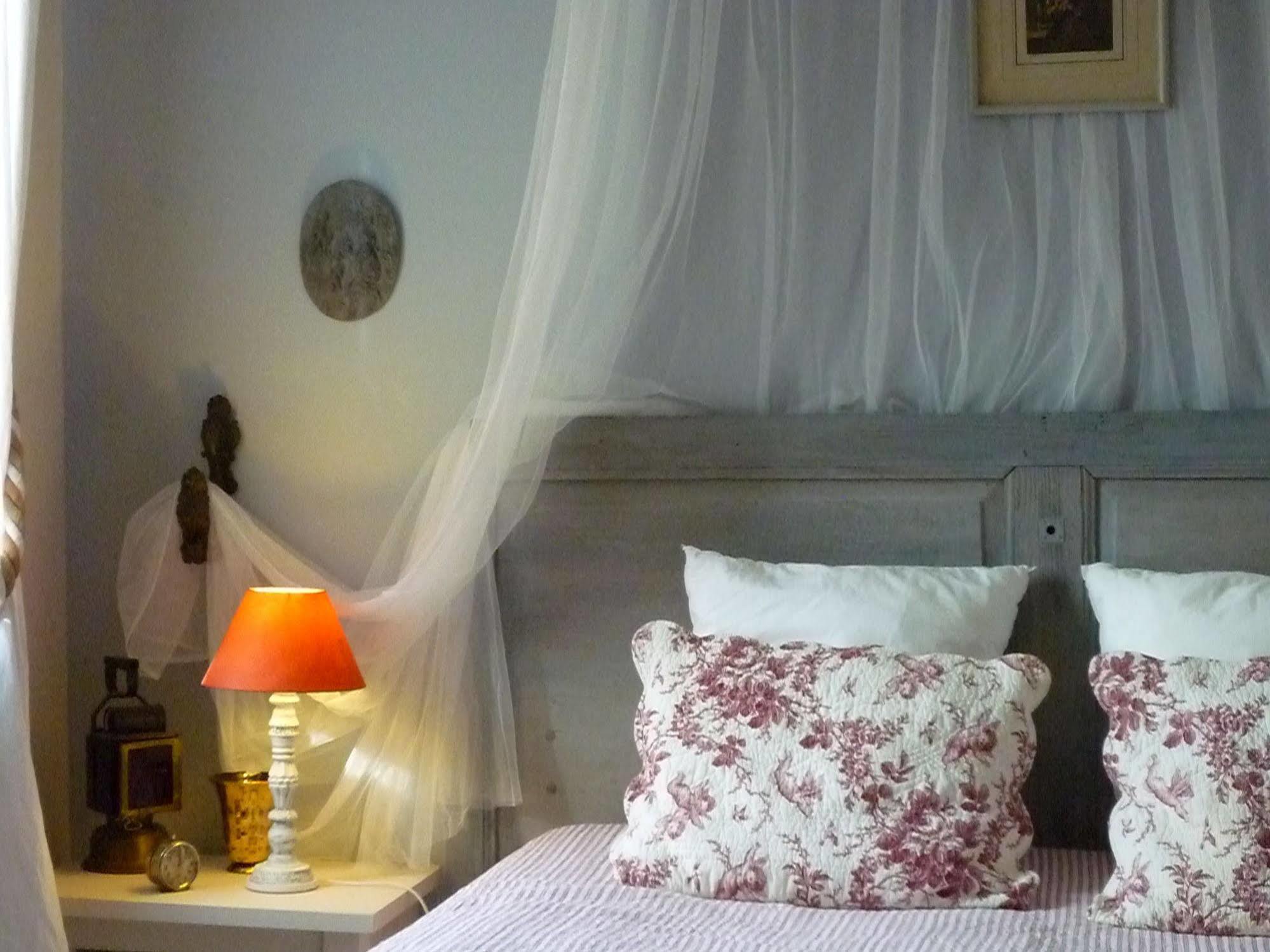 L'Ile Aux Mimosas Bed and Breakfast Tautavel Zewnętrze zdjęcie